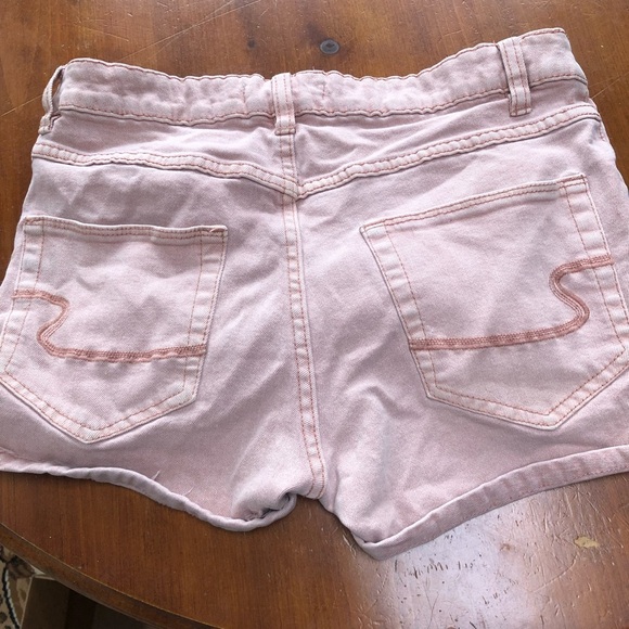 High Waist Pink Denim Shorts with Frayed Edges by EIGHTYTWO size 9 - preloved - Picture 8 of 8